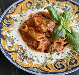 Rigatoni con manzo