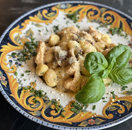 Gnocchi ( w sosie grzybowo-truflowym) - z kurczakiem